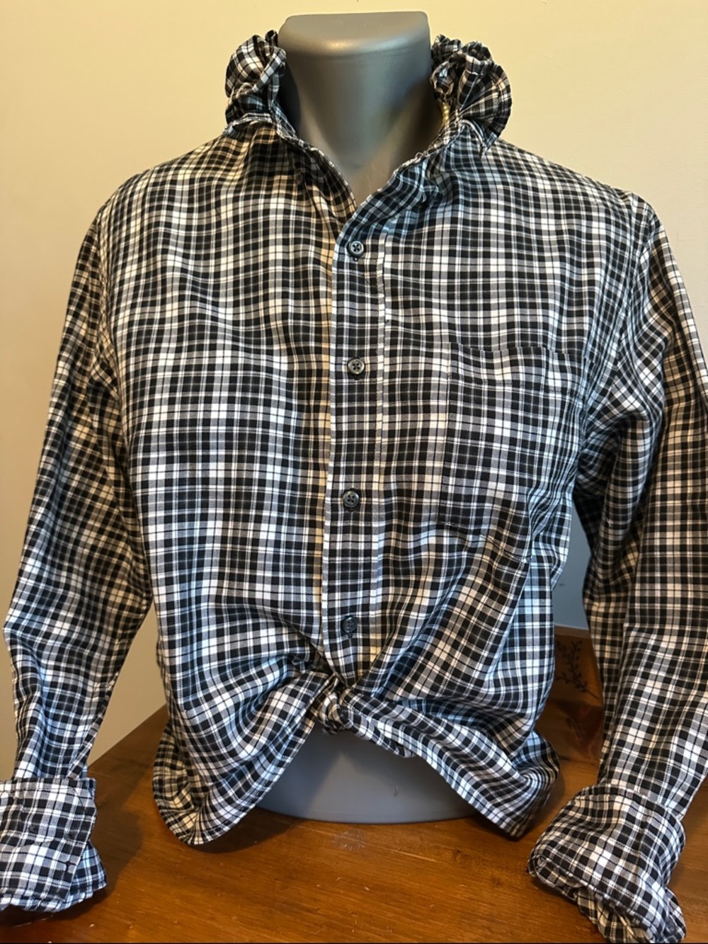 Izod Black and White Plaid Button-Down Ruffled collar Shirt